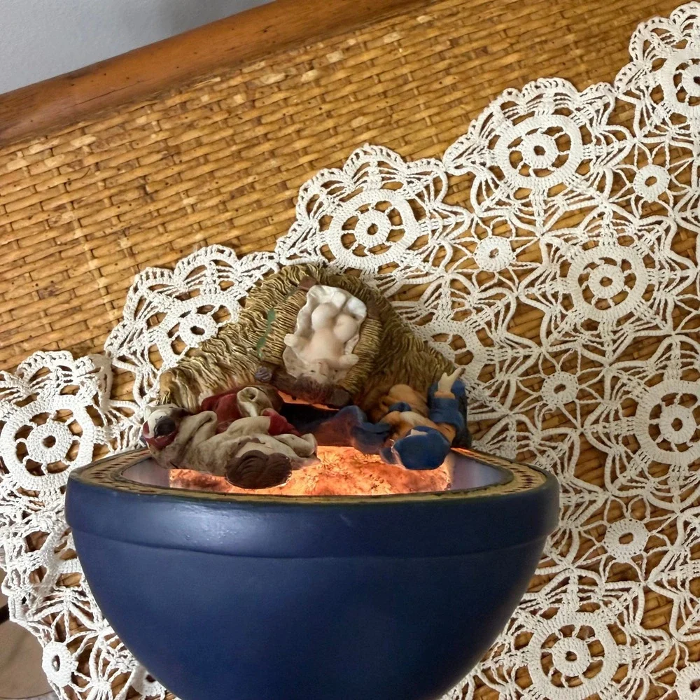 Vintage Autom Nativity Plug In Night Light Holy Family Resin Arched Grotto